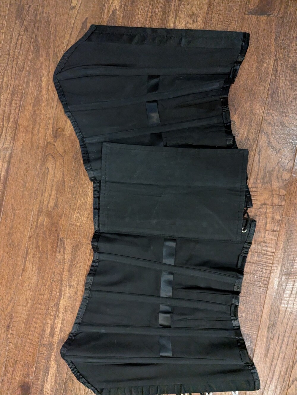 Victorian Overbust Corset For Hourglass Curve Silhouette Size 30 L/XL Like New - Picture 5 of 12